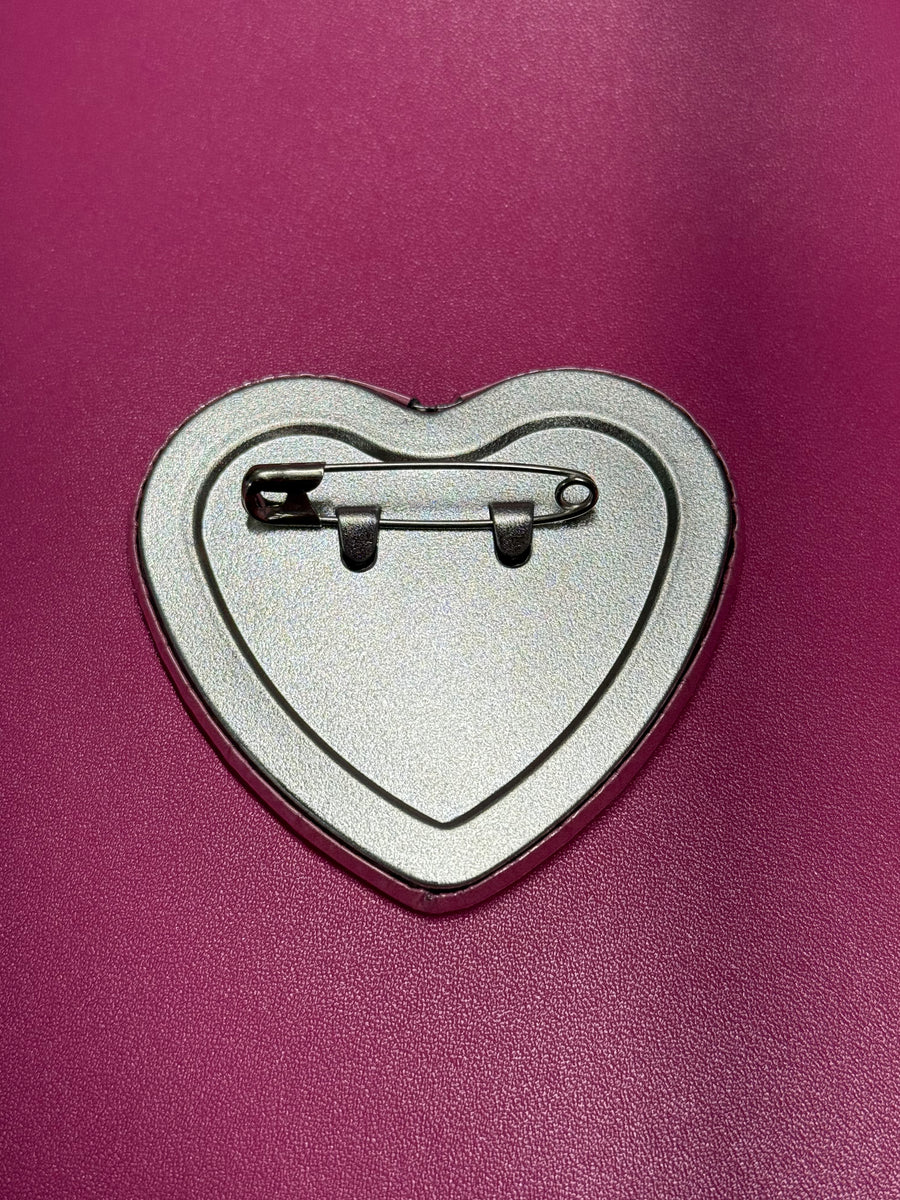 Reporters Pin Heart Pins – The Crafty Reporter