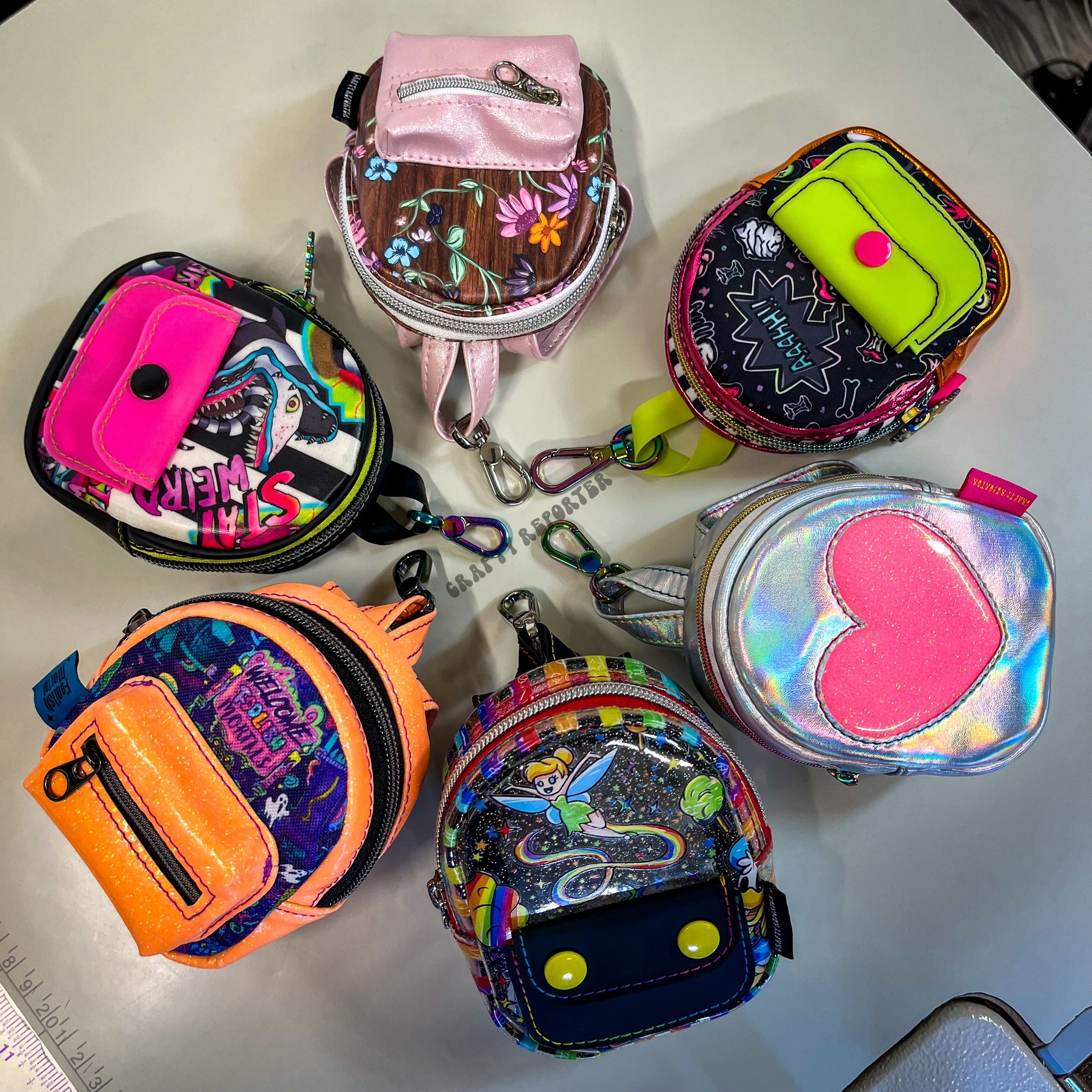 hobi knits backpack mini keychain Mini Backpack Keychains – The Crafty Reporter